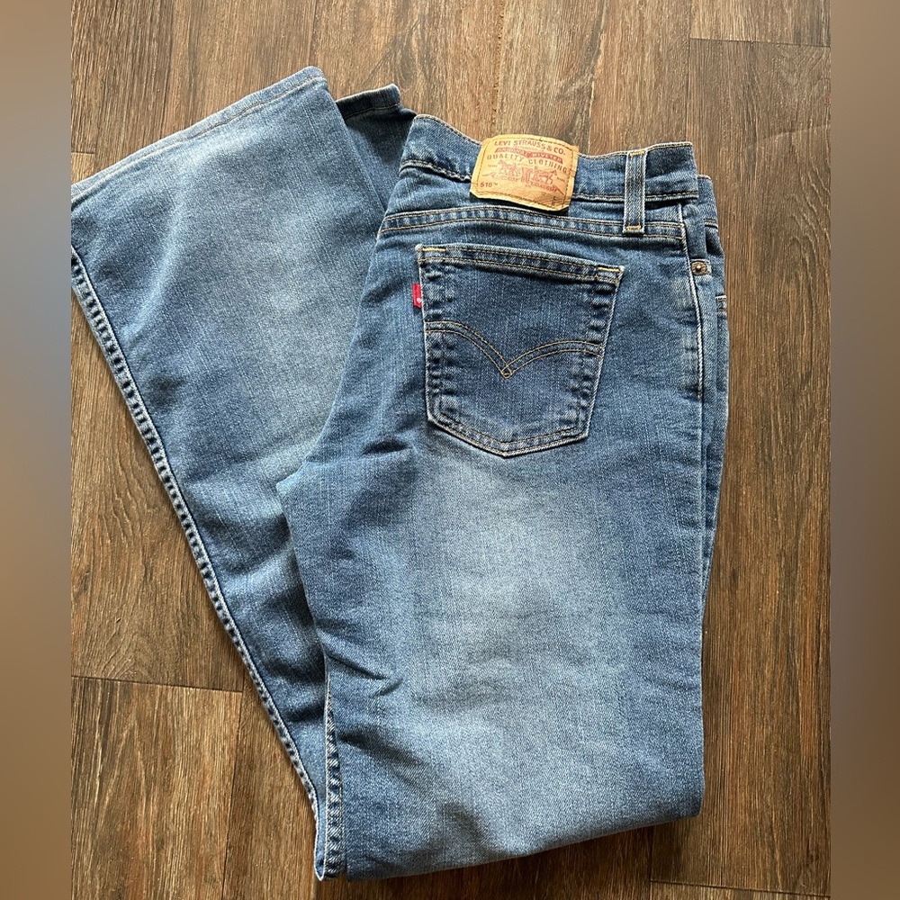 Levi superlow